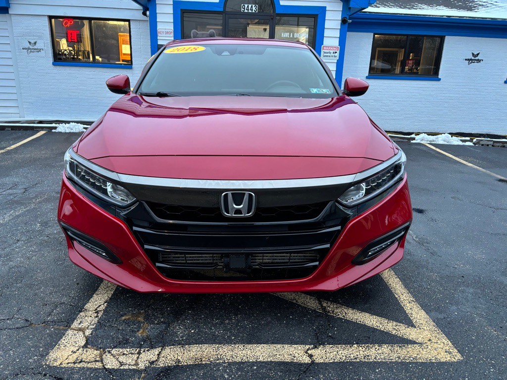 2018 Honda Accord Image 2