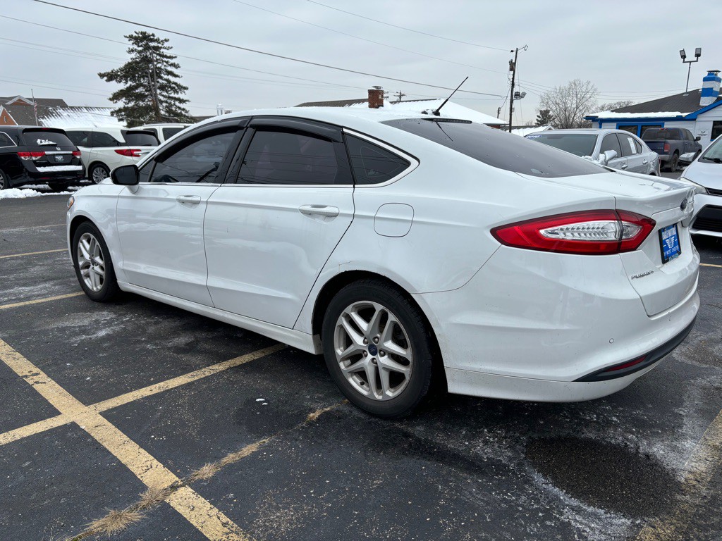 2016 Ford Fusion Image 6