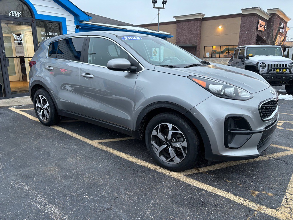 2022 Kia Sportage Image 3
