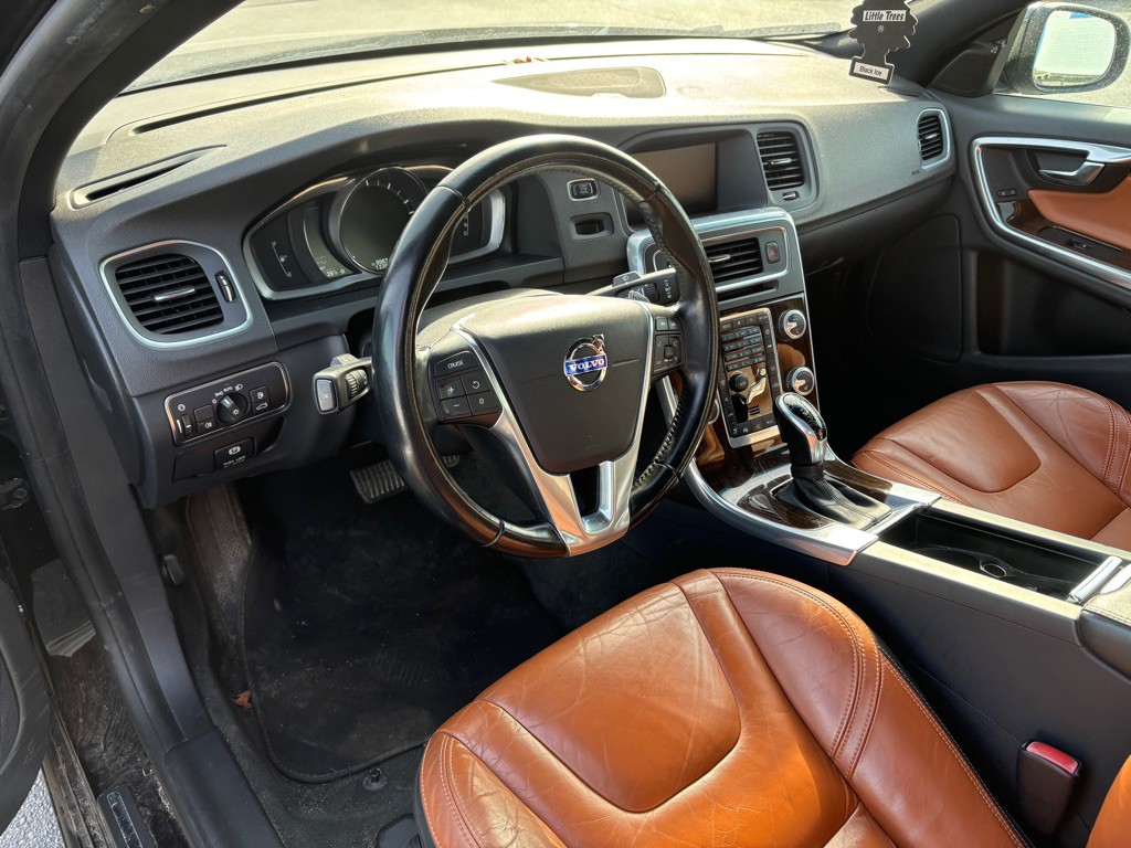 2015 Volvo S60 Image 8