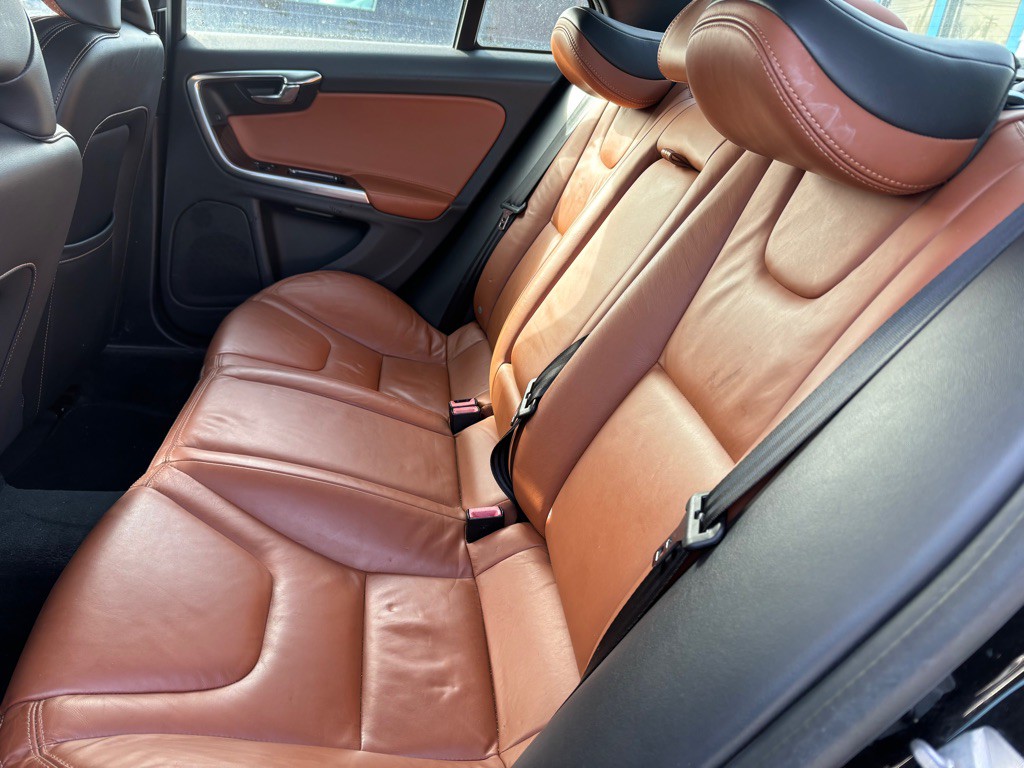 2015 Volvo S60 Image 10