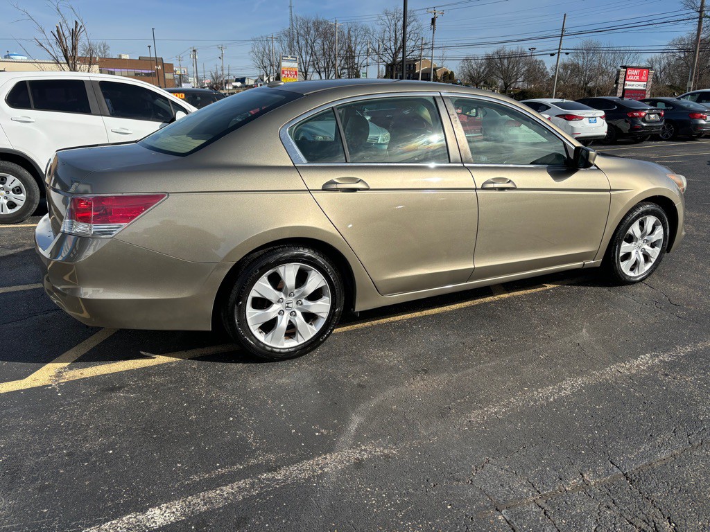 2008 Honda Accord Image 4