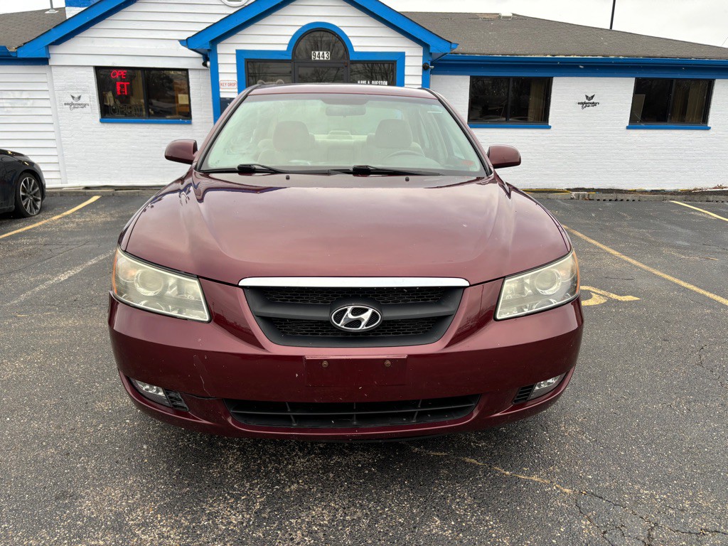 2007 Hyundai Sonata Image 2