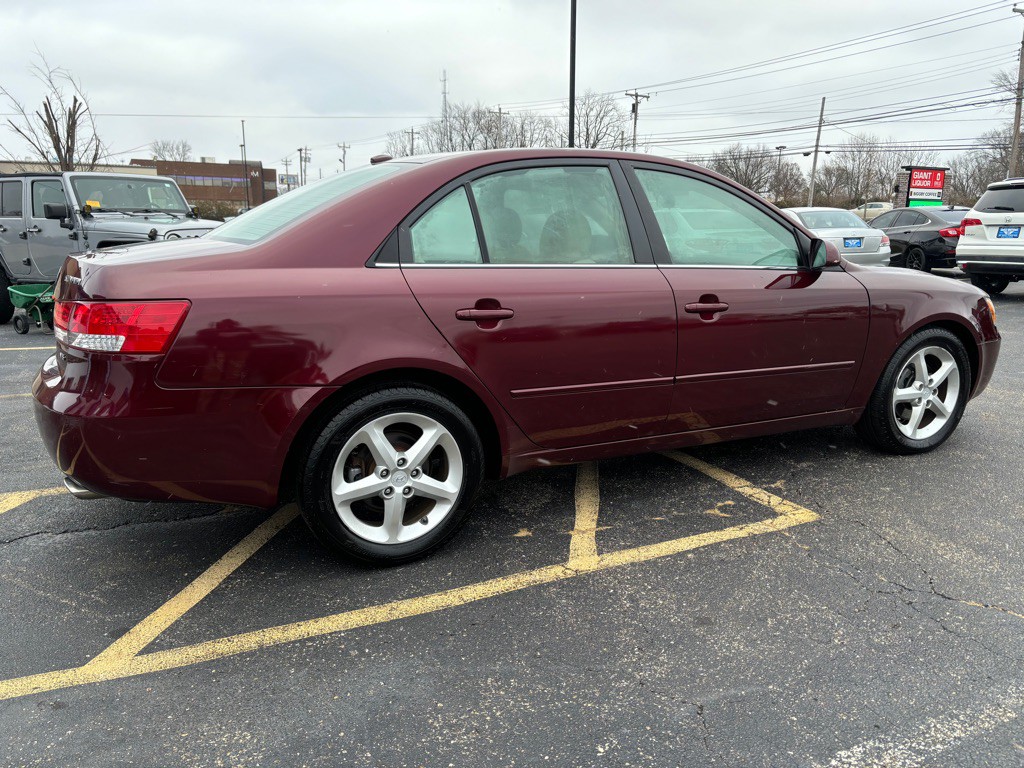 2007 Hyundai Sonata Image 4