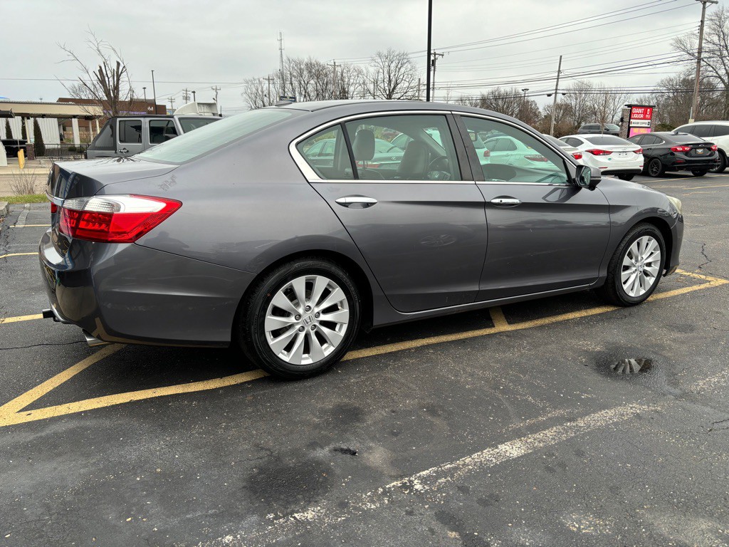 2015 Honda Accord Image 4