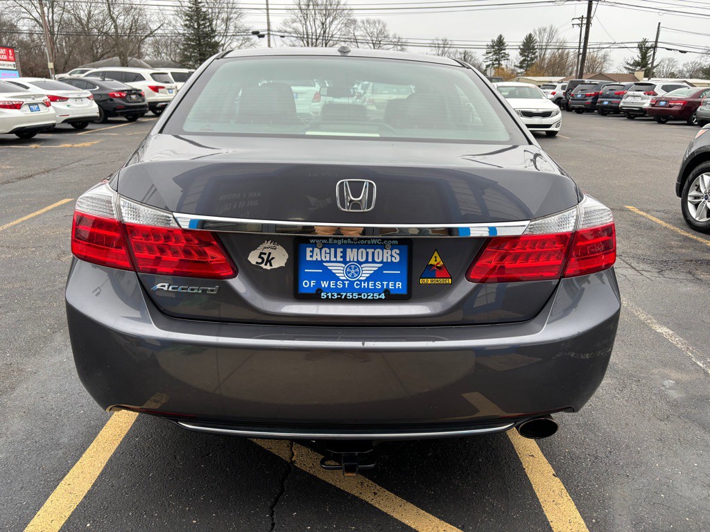 2015 Honda Accord Image 5