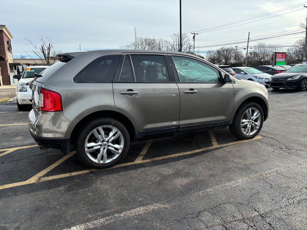 2013 Ford Edge Image 4