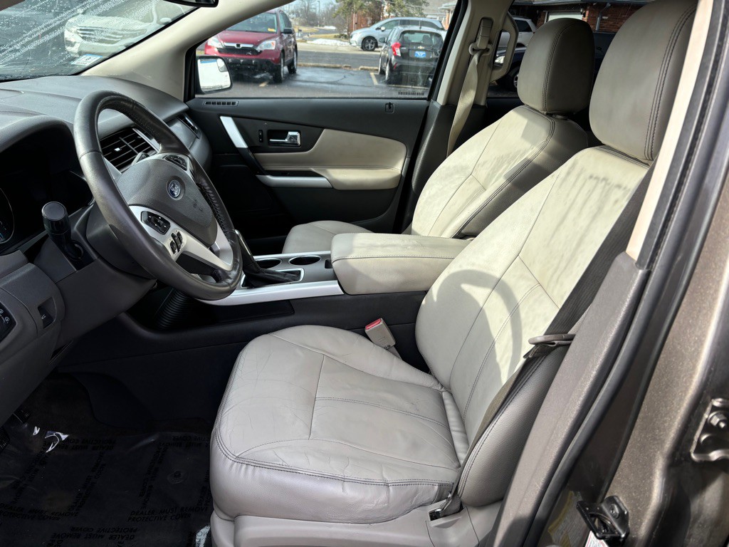 2013 Ford Edge Image 7