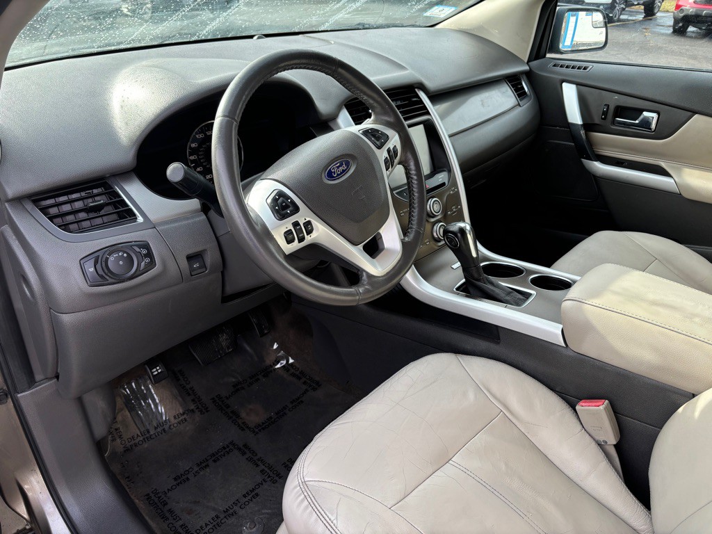 2013 Ford Edge Image 8