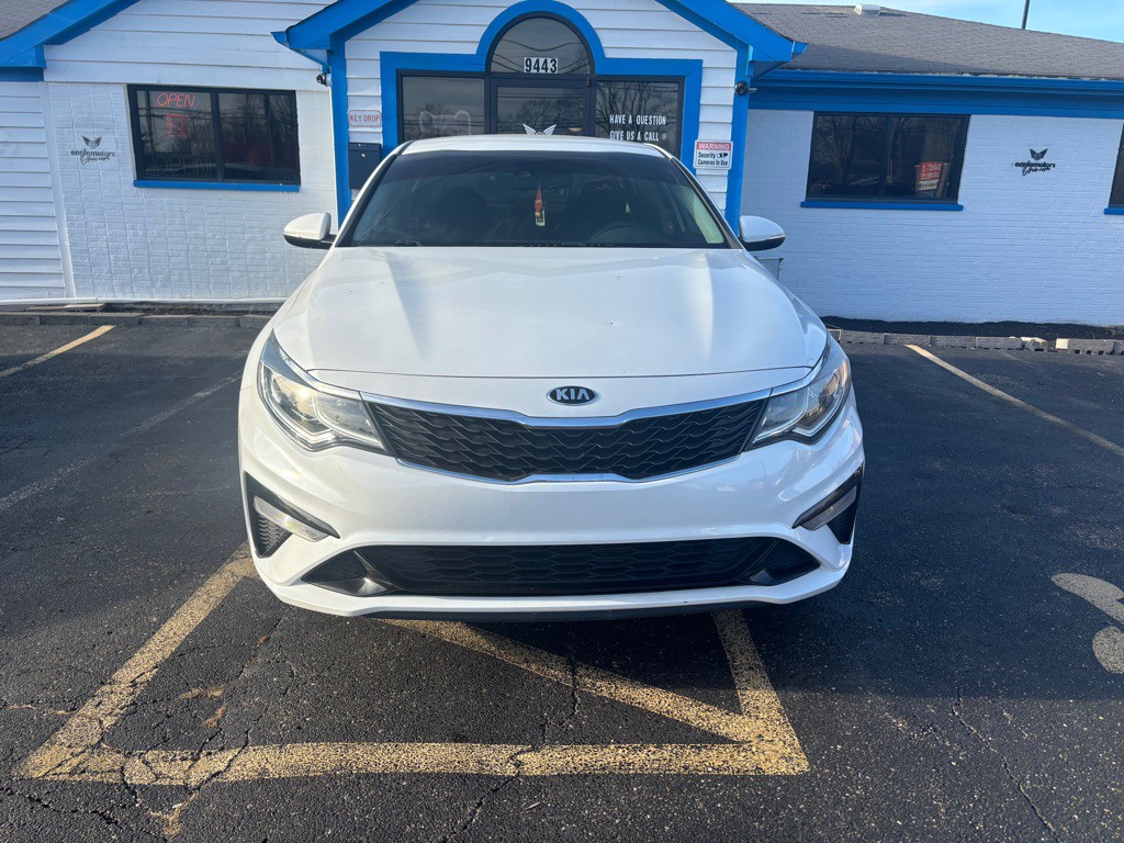 2020 Kia Optima Image 2