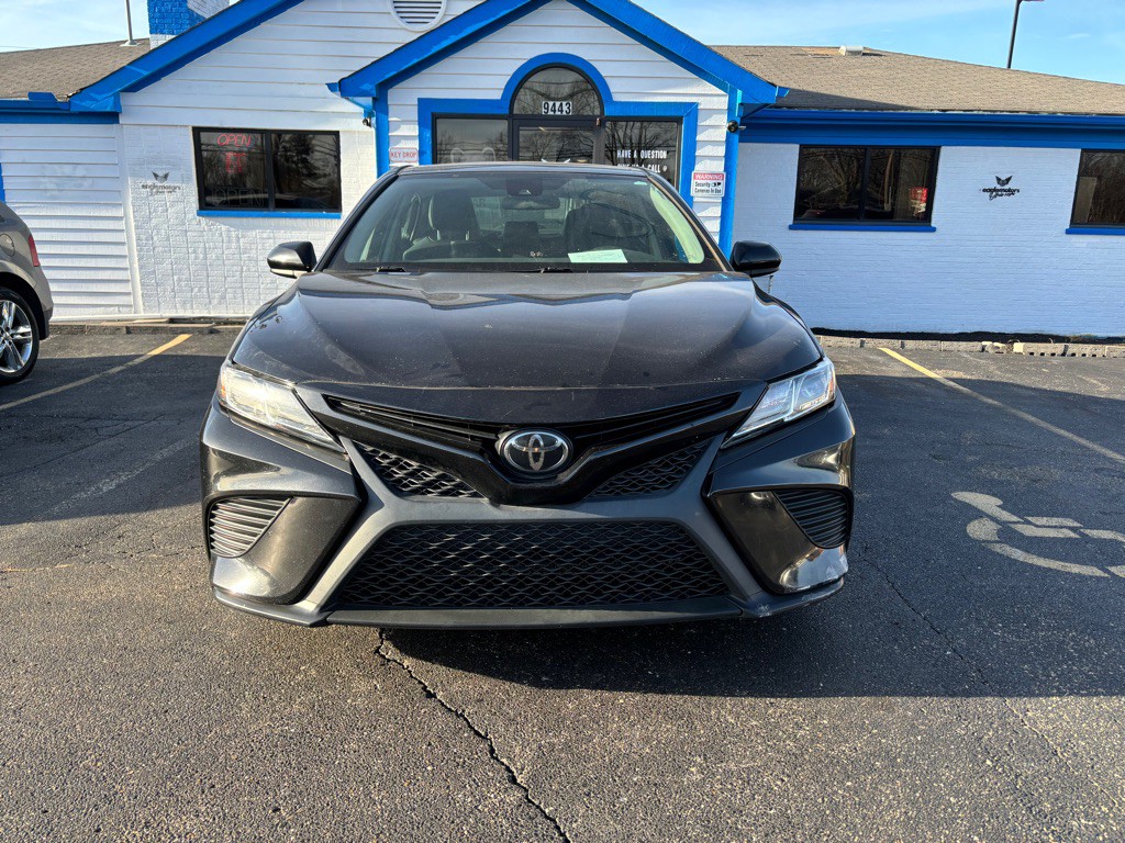 2020 Toyota Camry Image 2