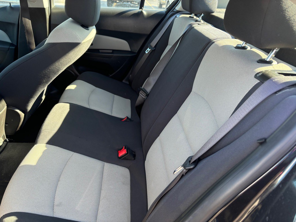 2015 Chevrolet Cruze Image 10