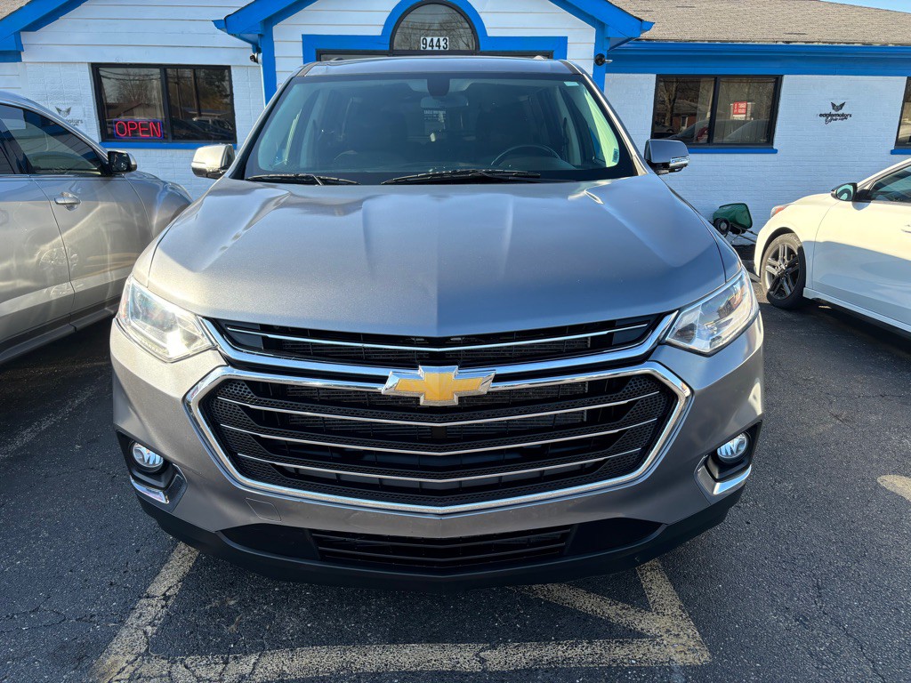 2020 Chevrolet Traverse Image 2