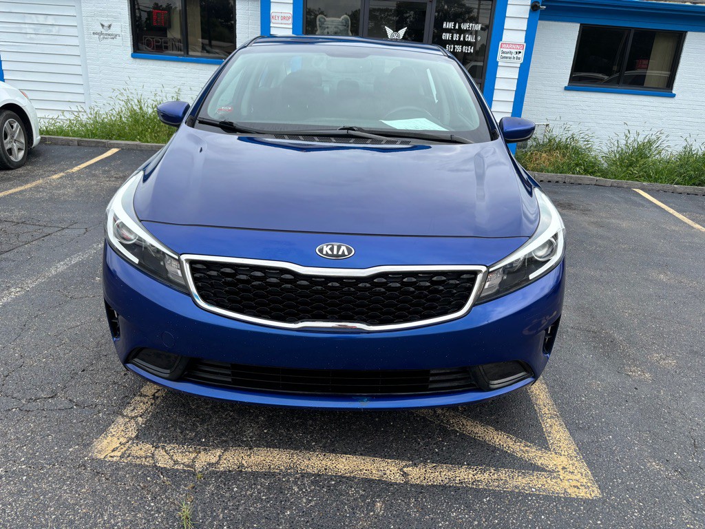 2017 Kia Forte Image 2