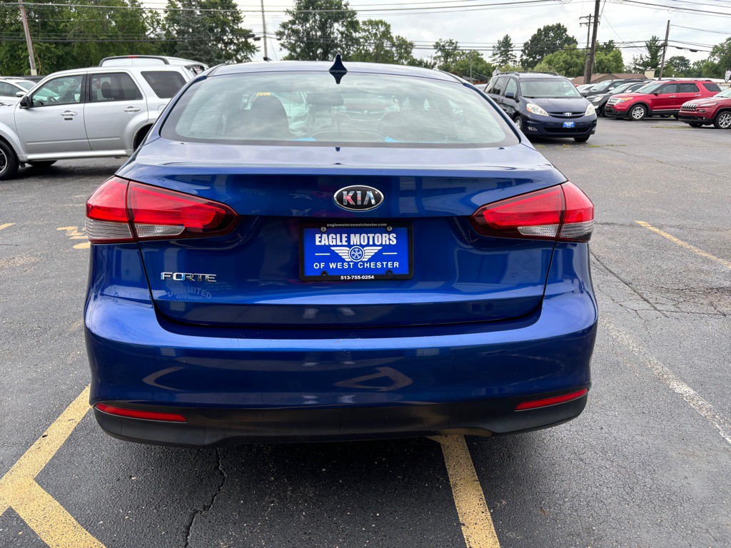 2017 Kia Forte Image 5
