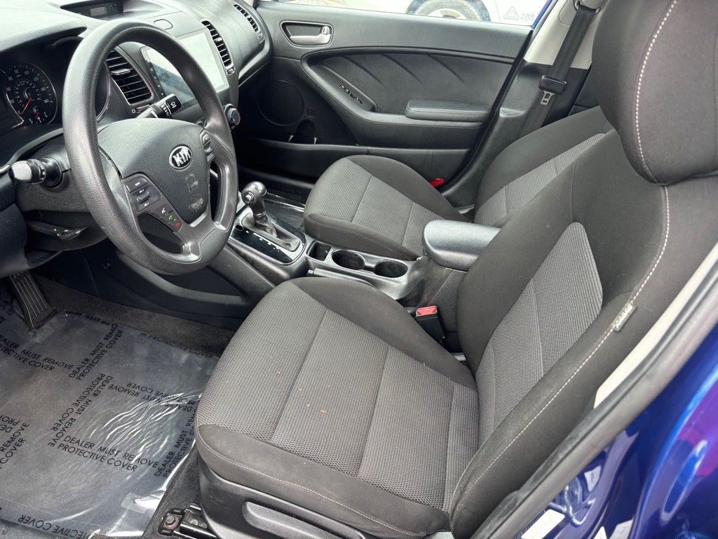 2017 Kia Forte Image 7