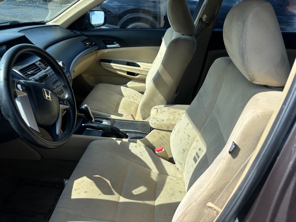 2012 Honda Accord Image 7