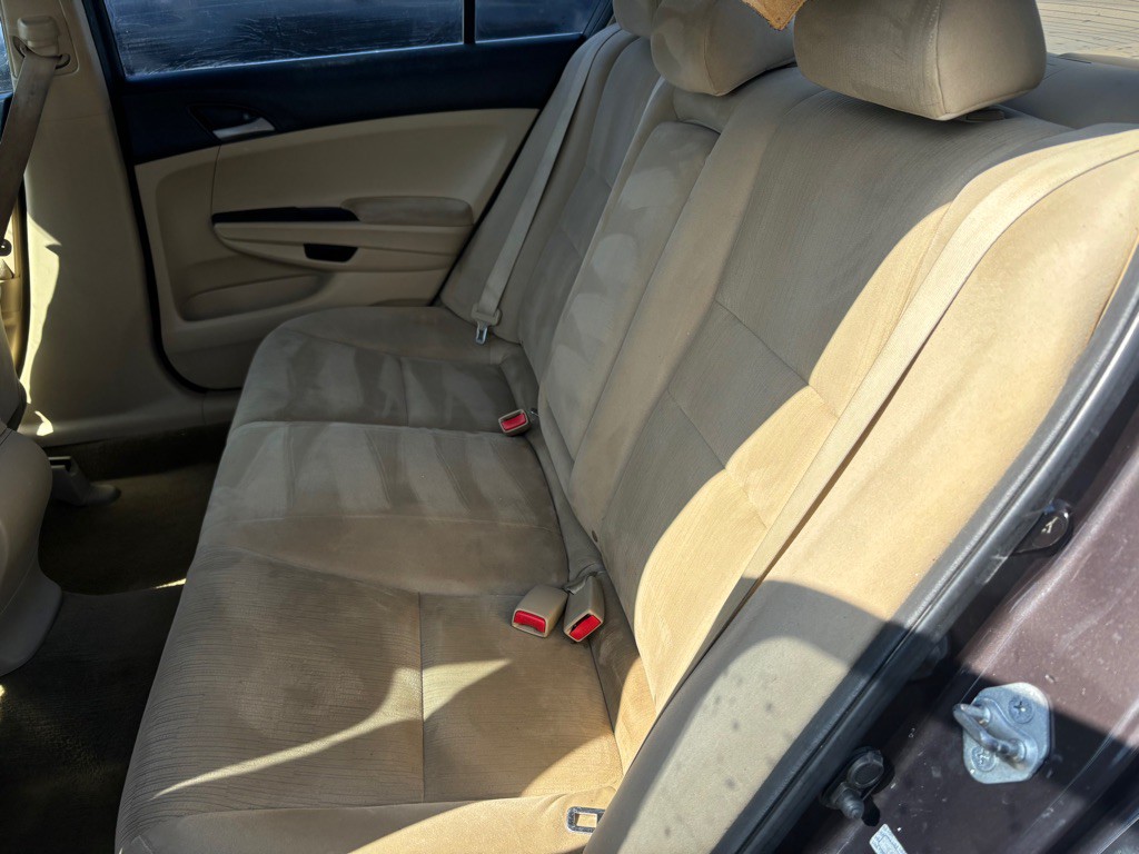 2012 Honda Accord Image 9