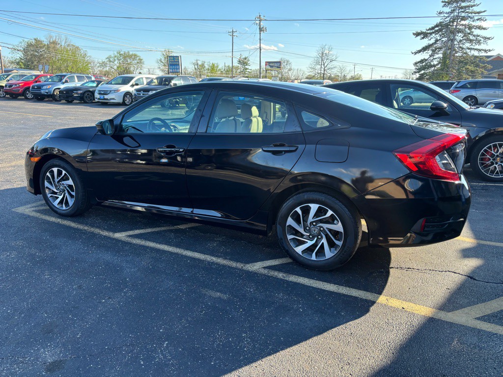 2016 Honda Civic Image 6