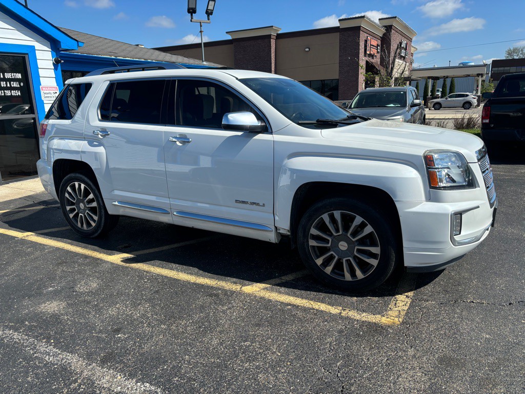 2016 GMC Terrain Image 3