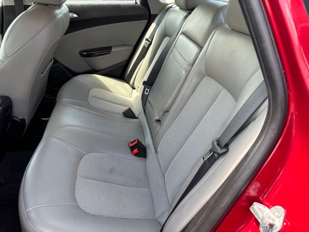 2016 Buick Verano Image 8