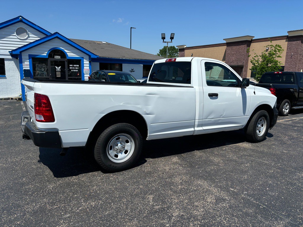 2016 RAM 1500 Image 4