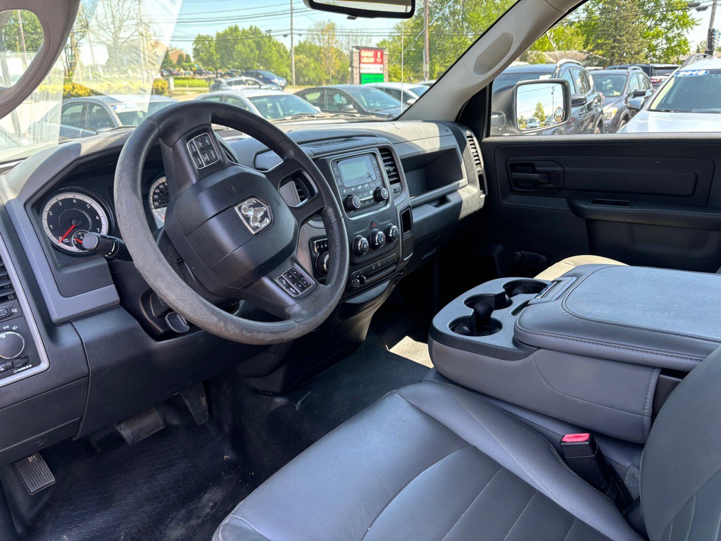 2016 RAM 1500 Image 8