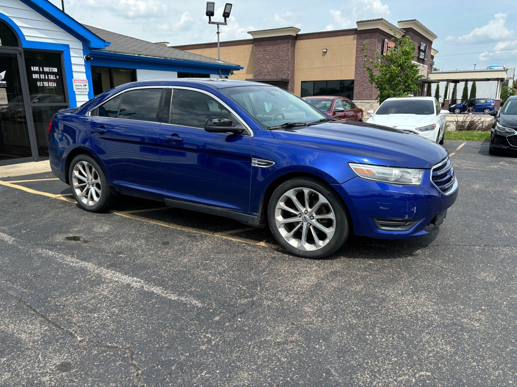 2013 Ford Taurus Image 4