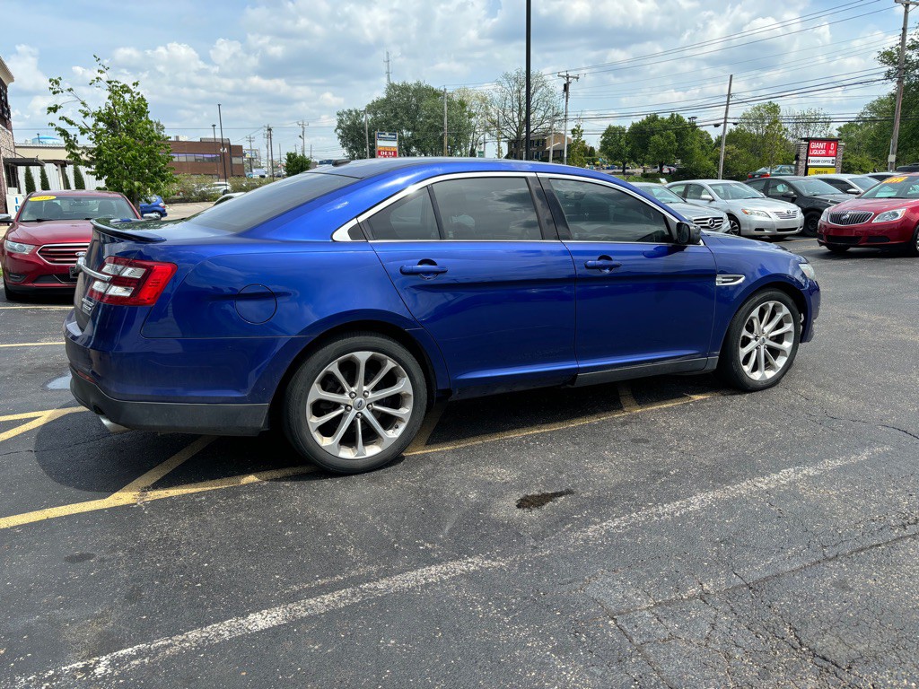 2013 Ford Taurus Image 5