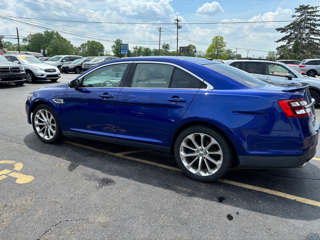 2013 Ford Taurus Image 7