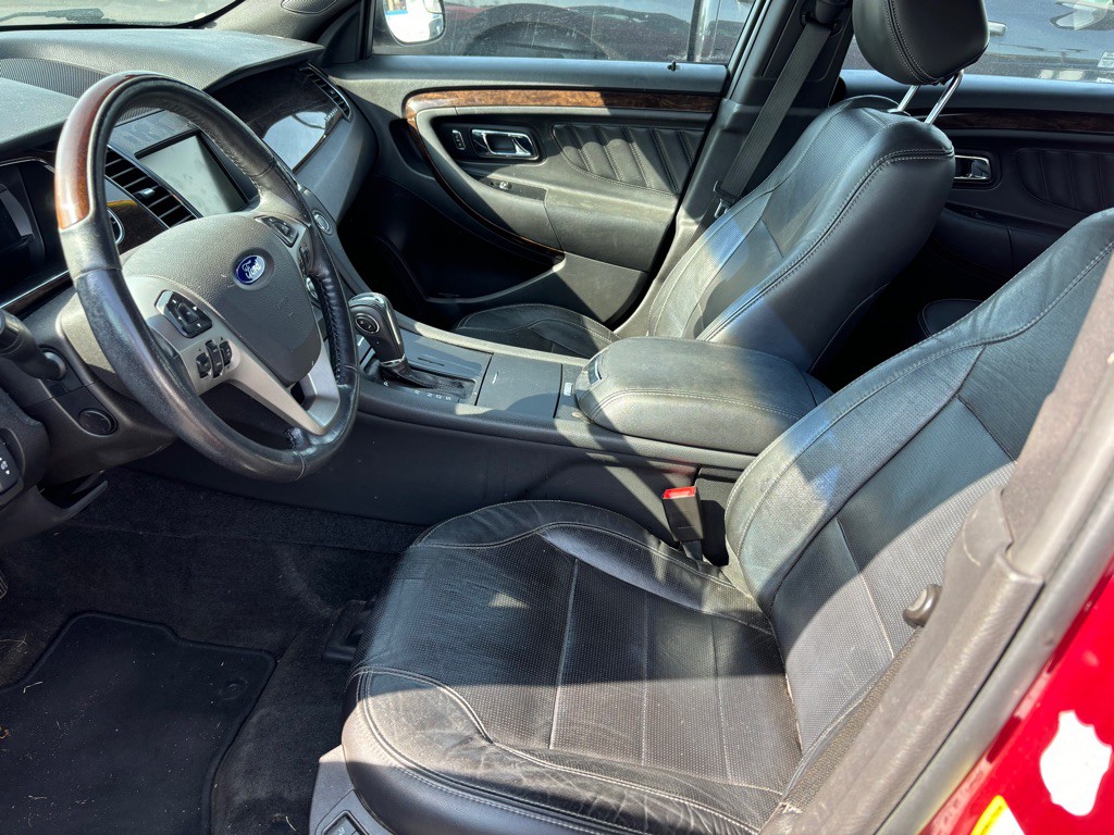 2014 Ford Taurus Image 7