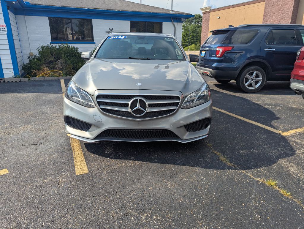 2014 Mercedes-Benz E-Class Image 2