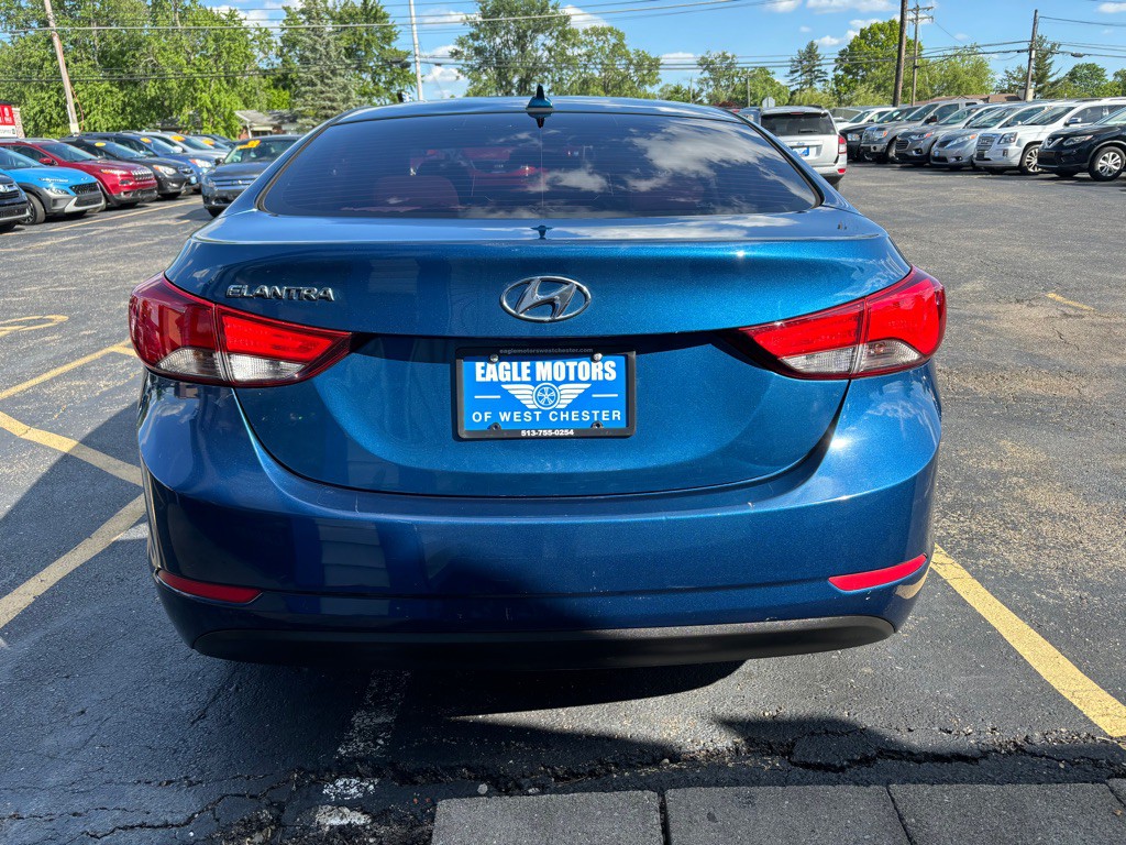 2016 Hyundai Elantra Image 5