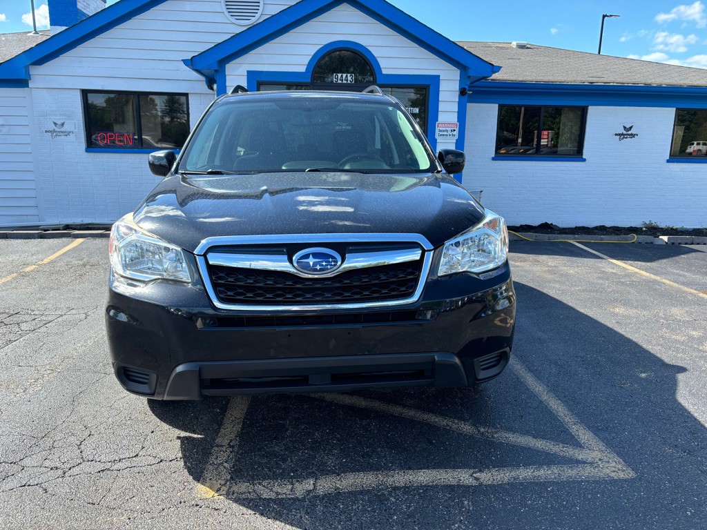 2016 Subaru Forester Image 2