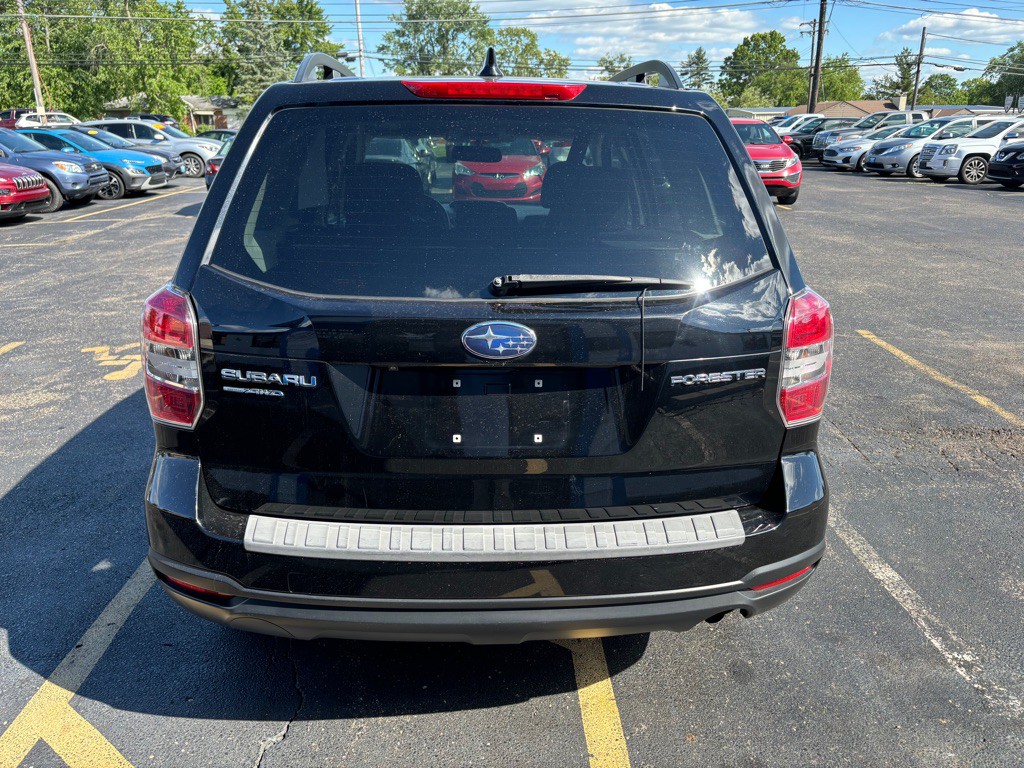 2016 Subaru Forester Image 5