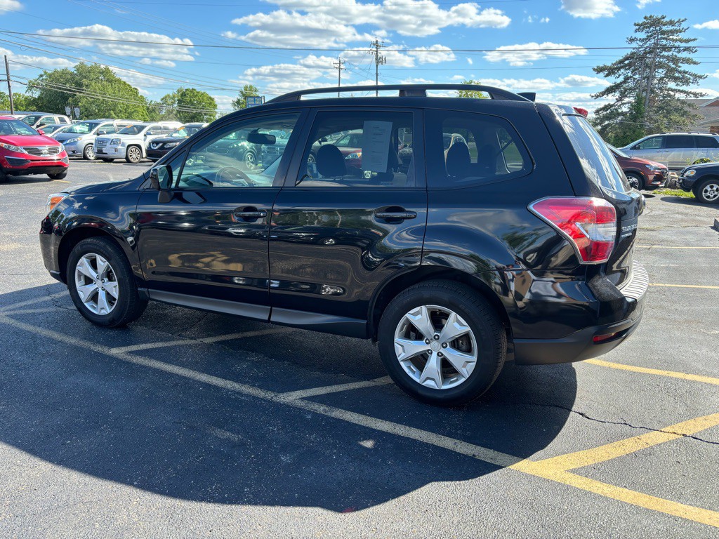 2016 Subaru Forester Image 6