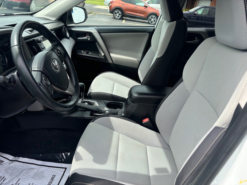2018 Toyota Rav4 Image 7