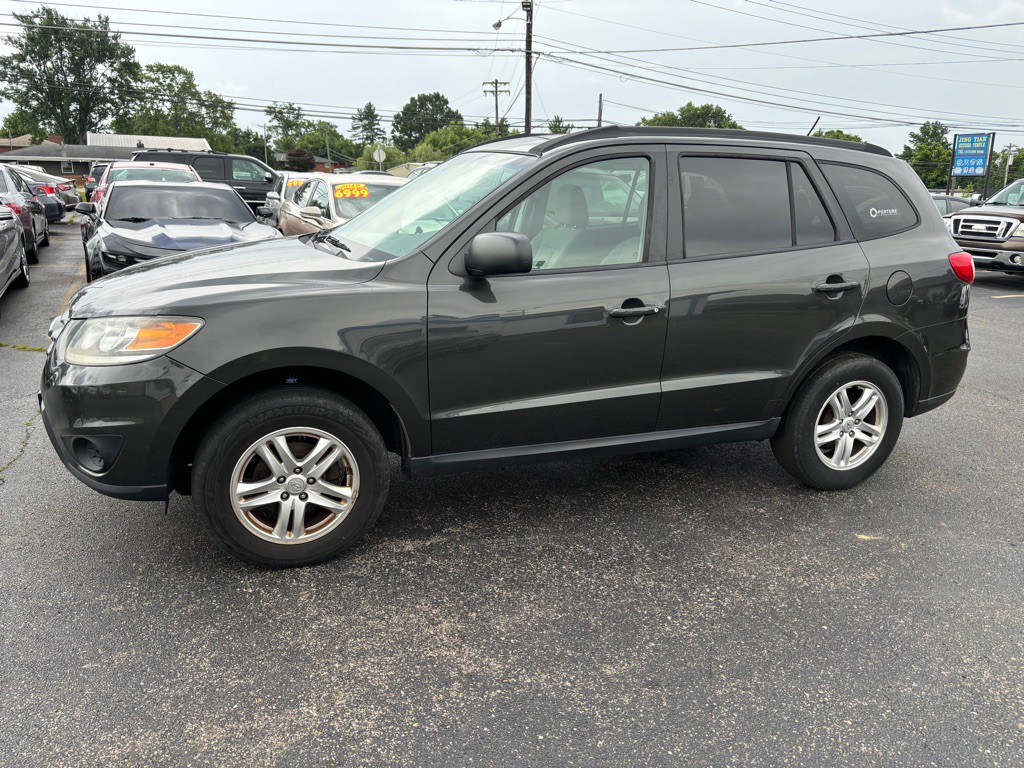 2012 Hyundai Santa Fe Image 1