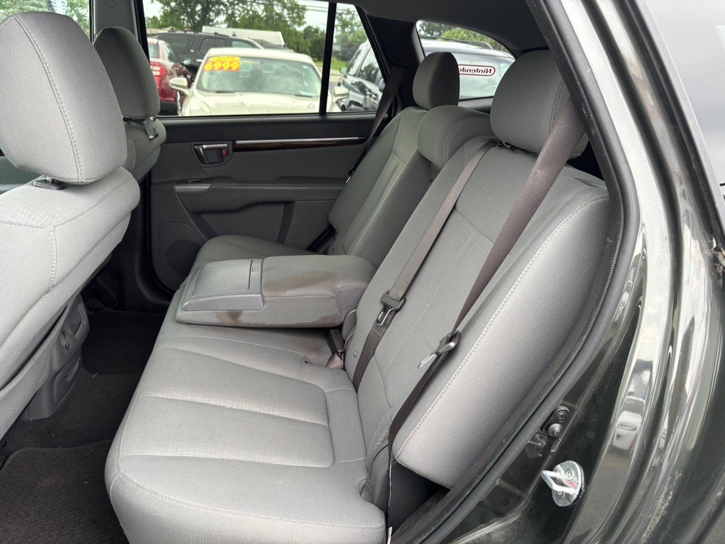 2012 Hyundai Santa Fe Image 10