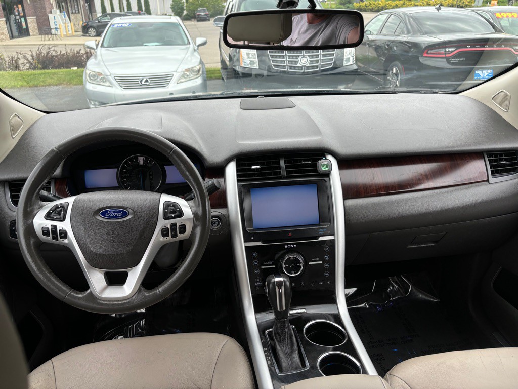 2013 Ford Edge Image 10
