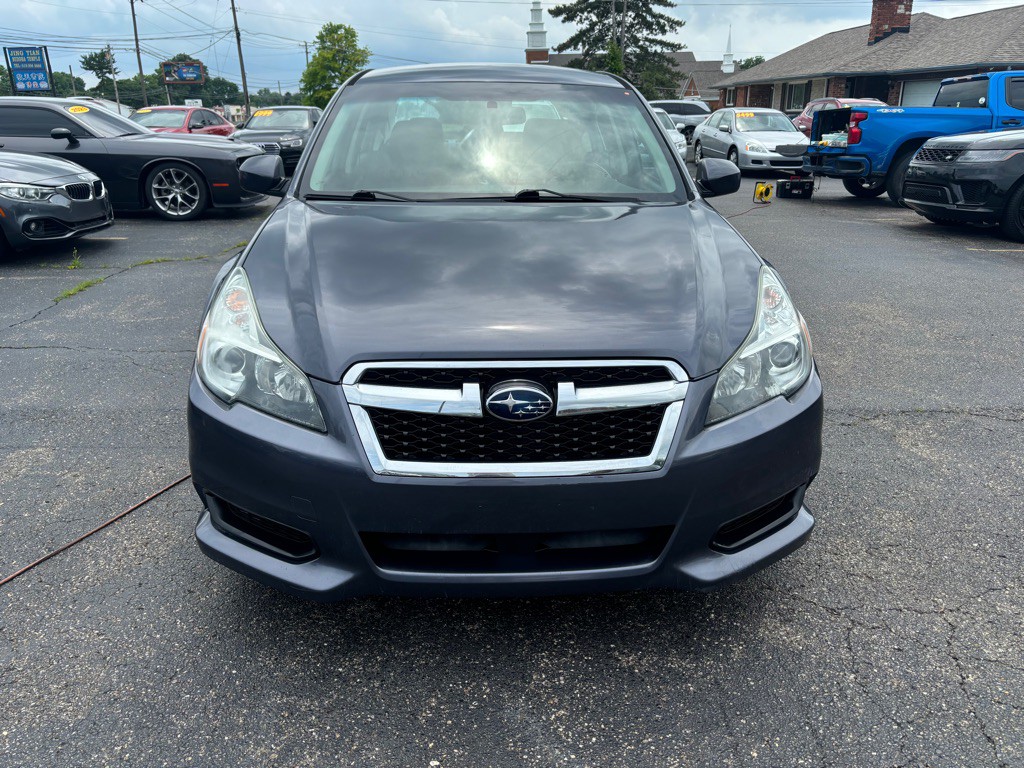 2014 Subaru Legacy Image 2