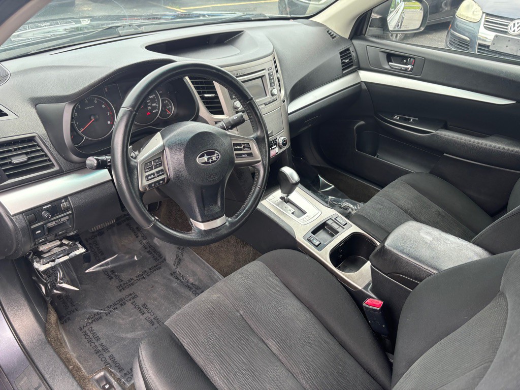 2014 Subaru Legacy Image 8