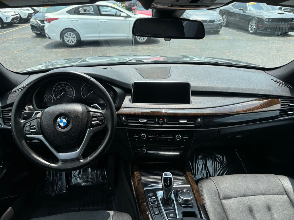 2018 BMW X5 Image 9