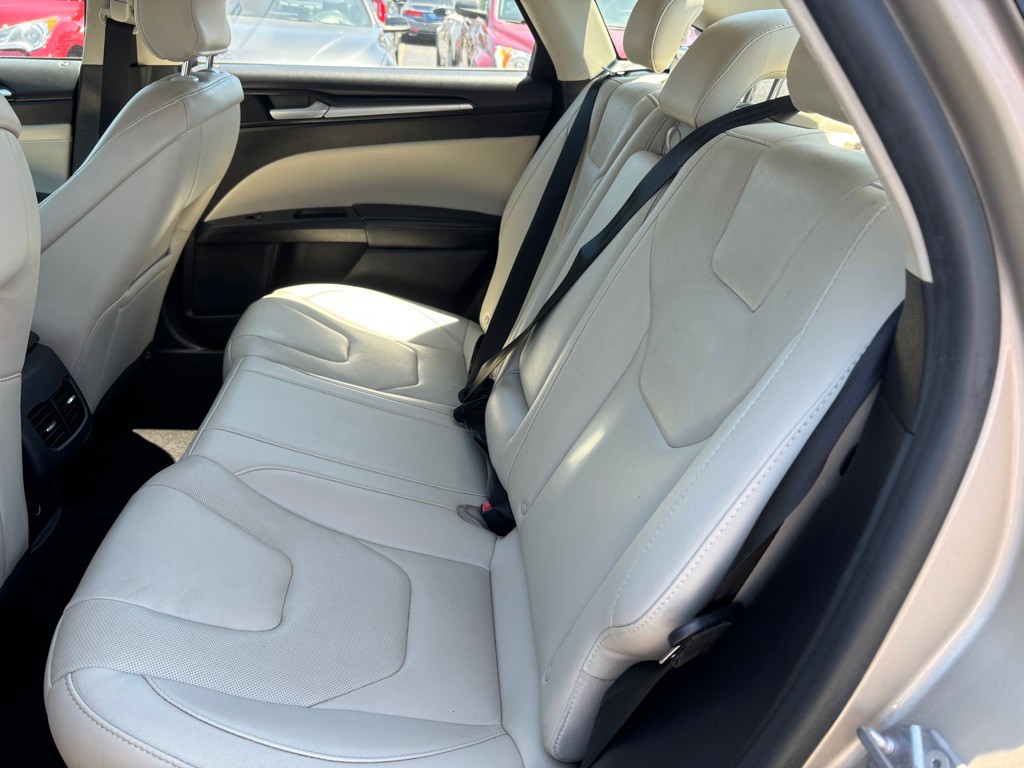 2018 Ford Fusion Image 9