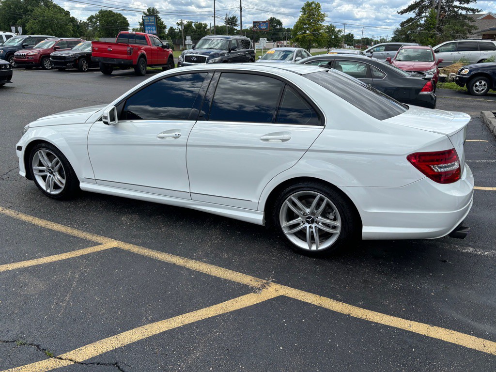 2013 Mercedes-Benz C-Class Image 7