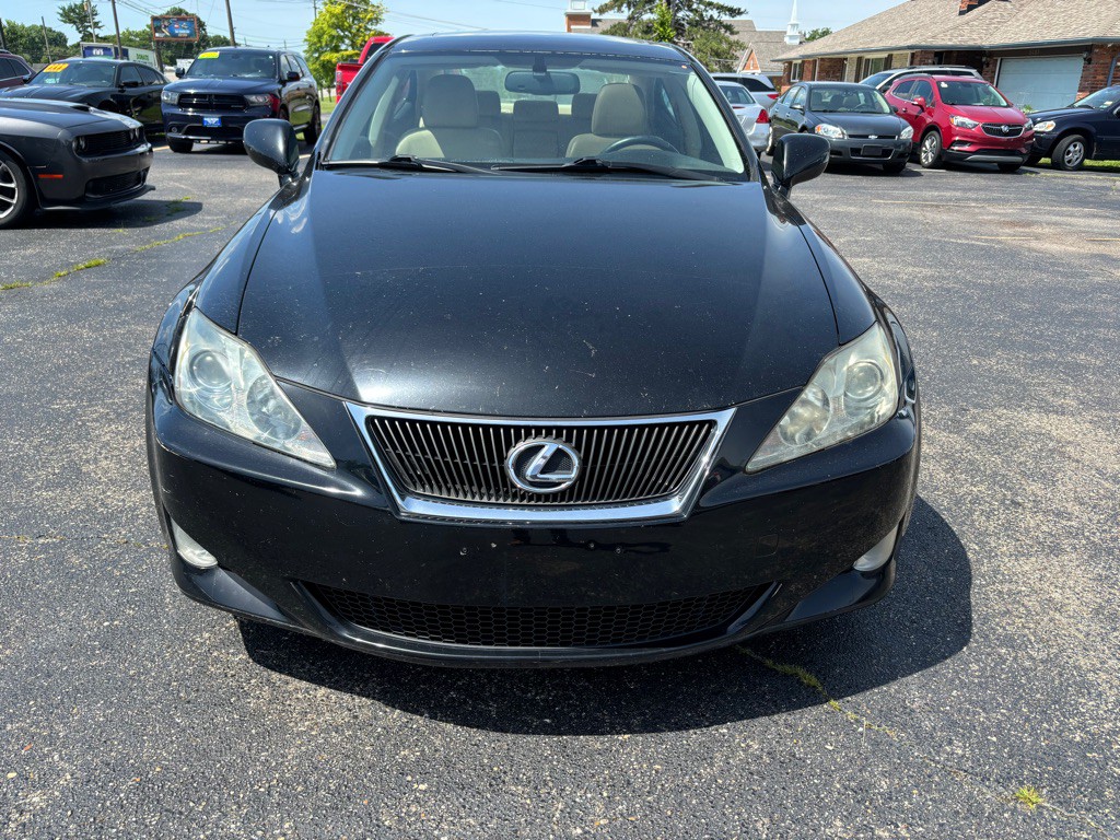 2007 Lexus IS Image 2
