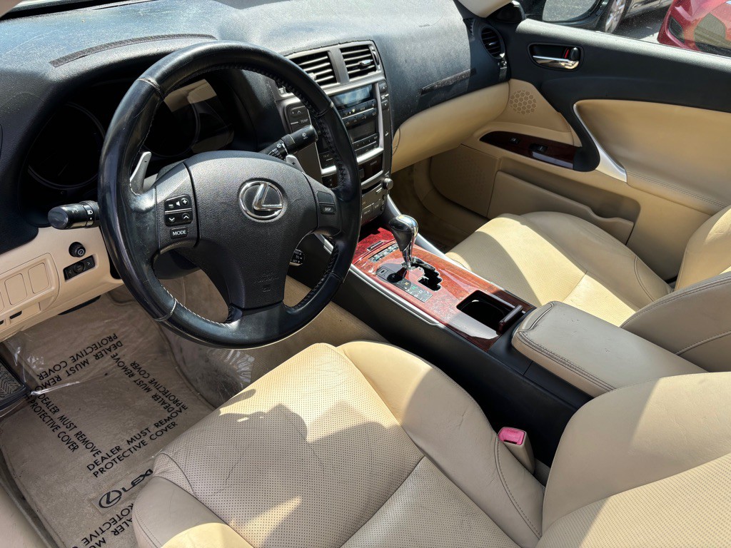 2007 Lexus IS Image 8
