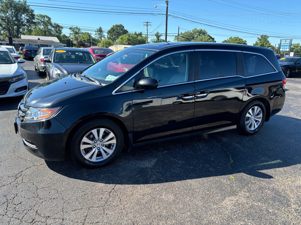 2015 Honda Odyssey Image 1