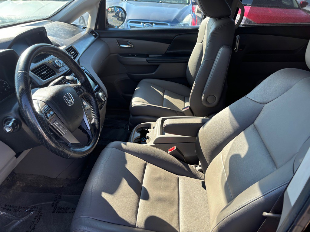 2015 Honda Odyssey Image 7
