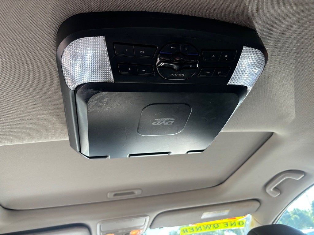 2015 Honda Odyssey Image 11